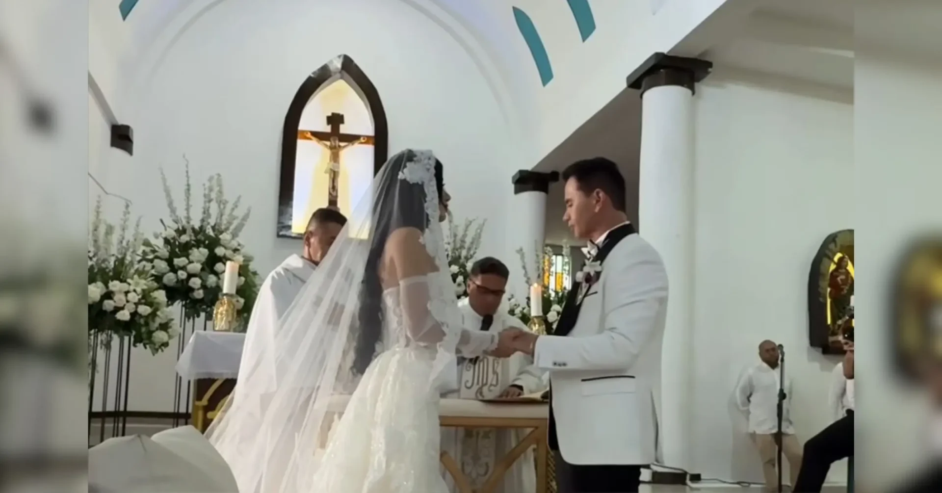 Jhonny Rivera y Jenny López boda en Risaralda 2026.