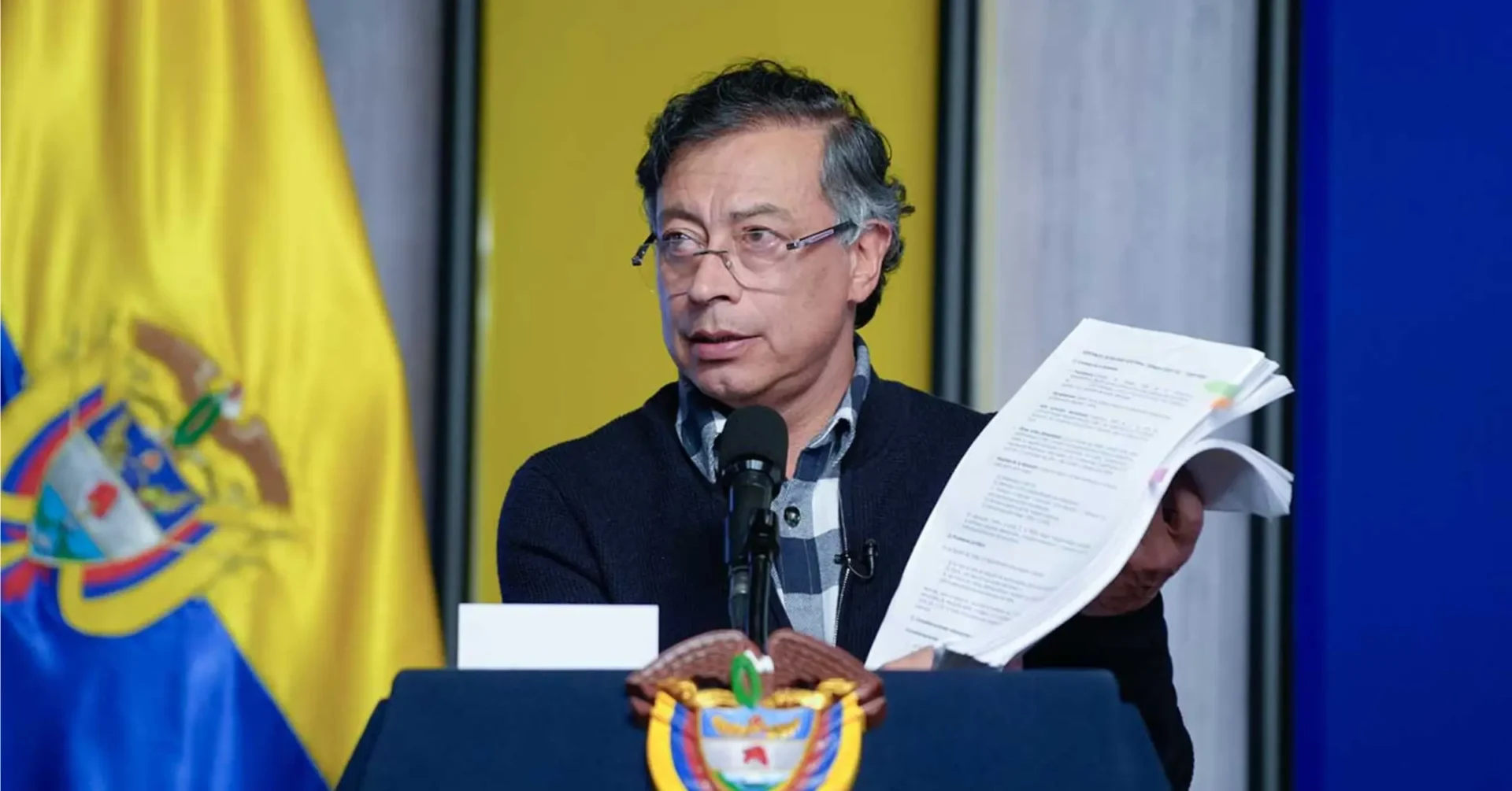 Gustavo Petro advierte fraude electoral y pide auditoría software Colombia.